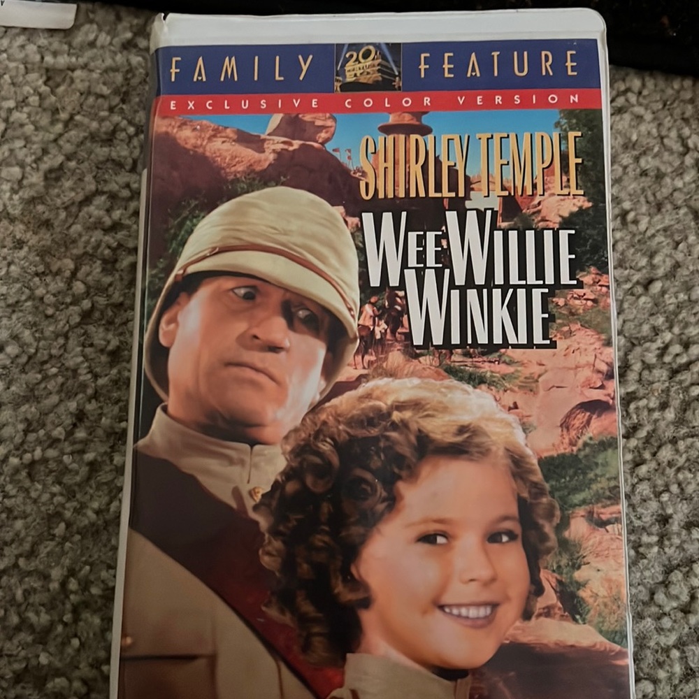Shirley temple wee willie winkle 1937